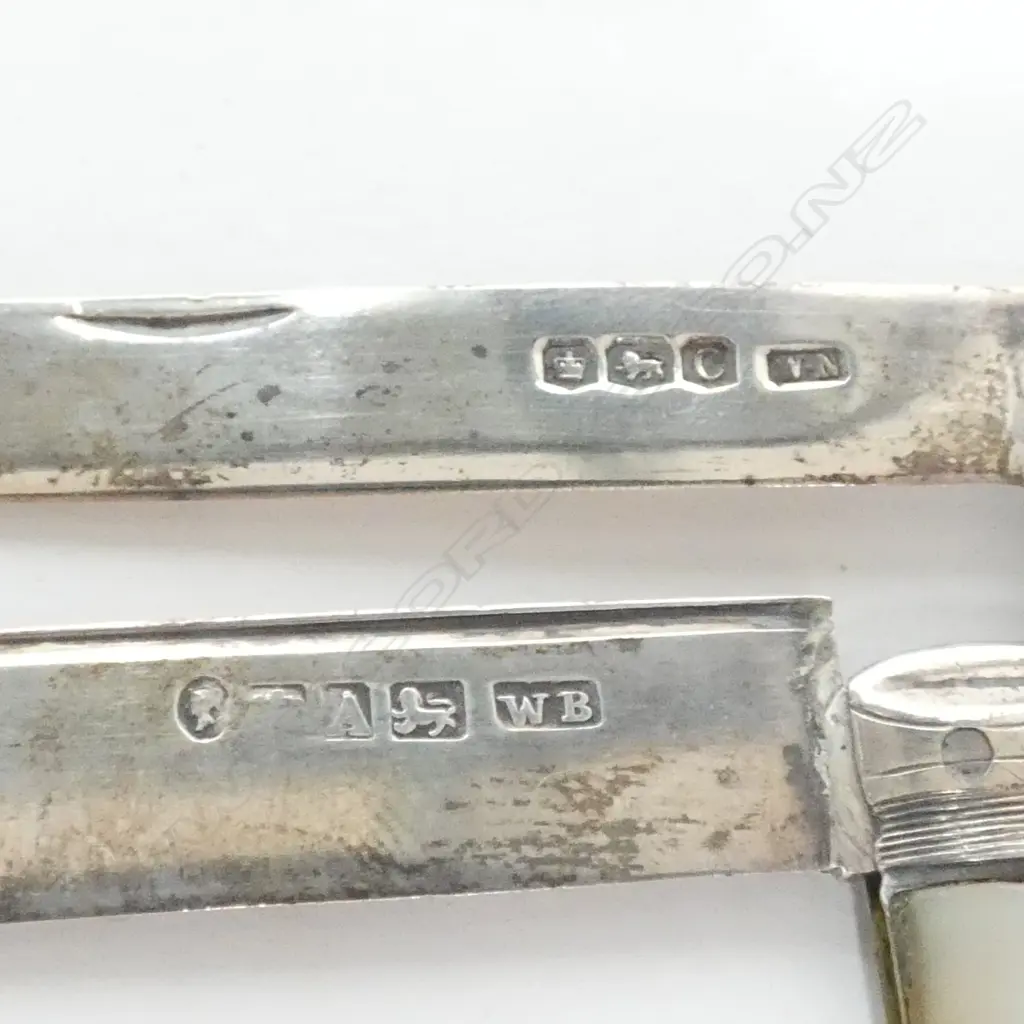 2 STG SILVER & MOP PENKNIVES  Image 1++