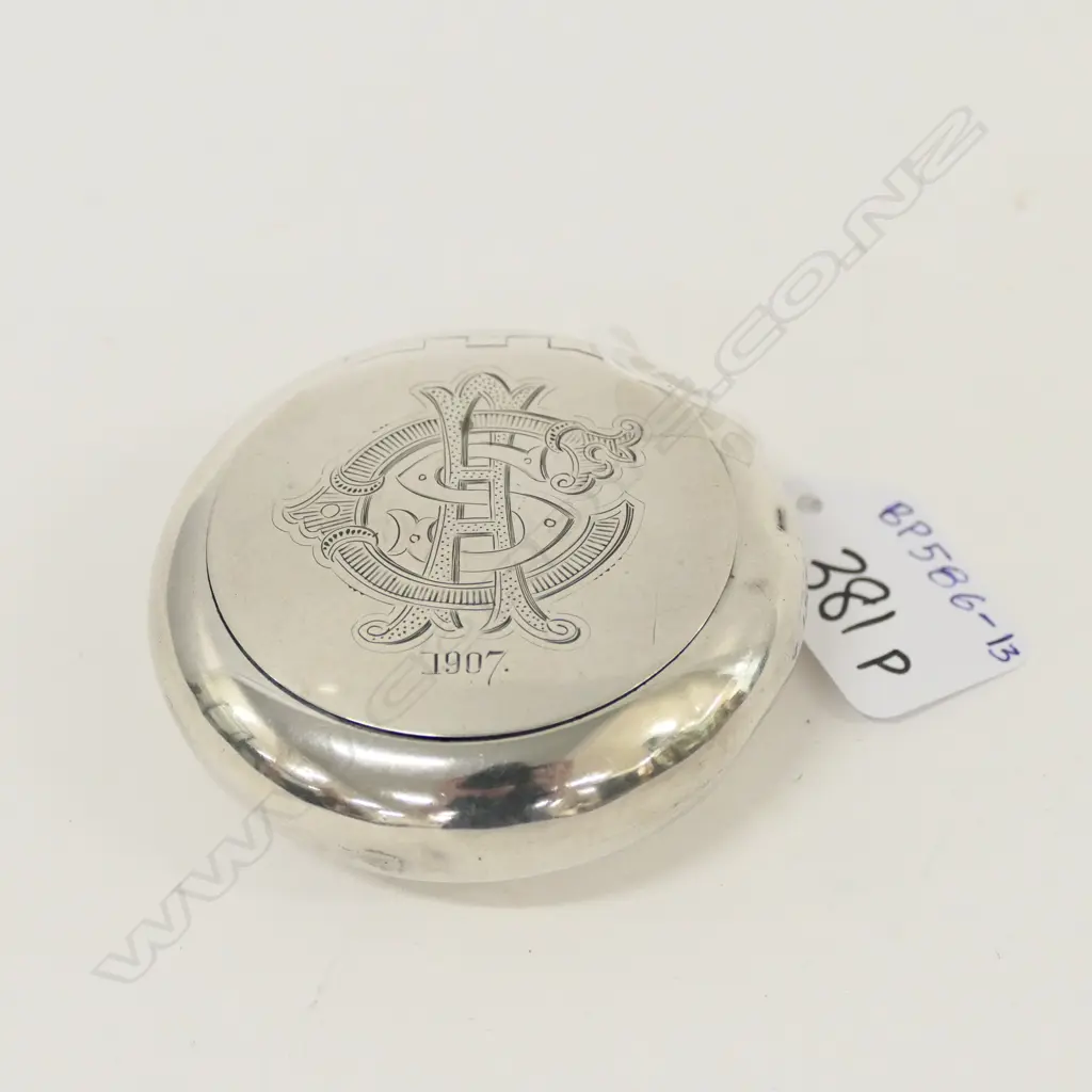 S. SILVER TOBACCO BOX ROUND  Image 1++