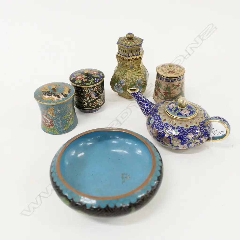 6 CLOISONNE PCES; 4 LIDDED JARS, TEAPOT & BOWL 95MM DIA Image 1++