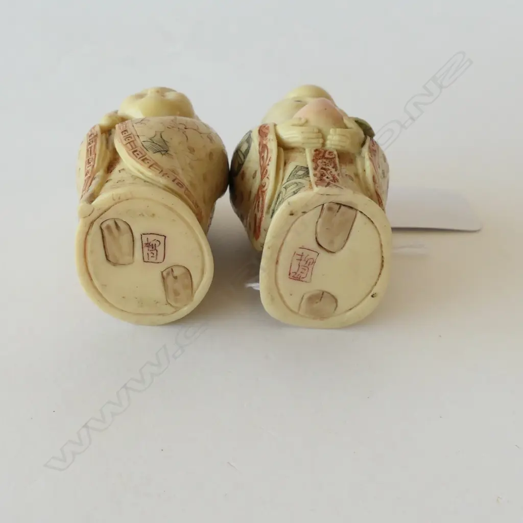 NETSUKE X 2 Image 1++