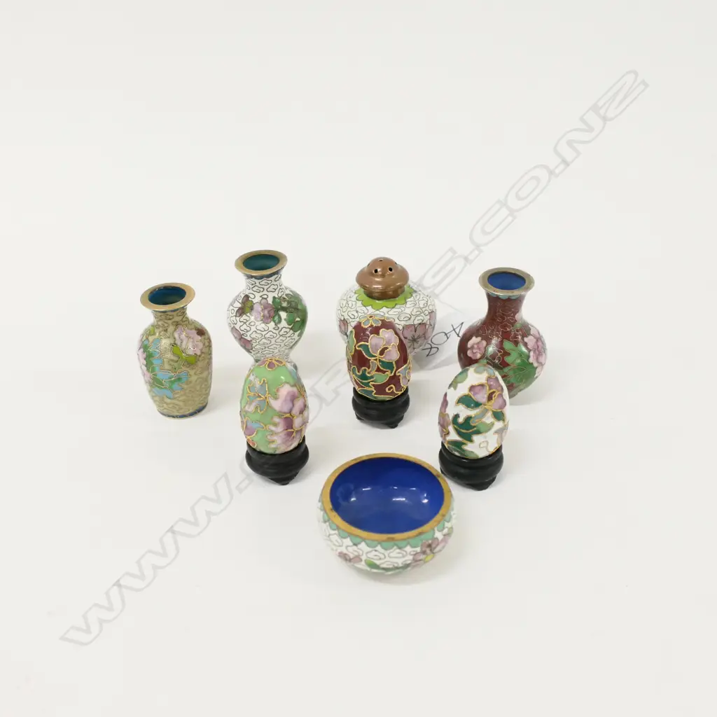 8 SMALL CLOISONNE PCES; 3 EGGS ON STANDS, 4 VASES & BOWL Image 1++