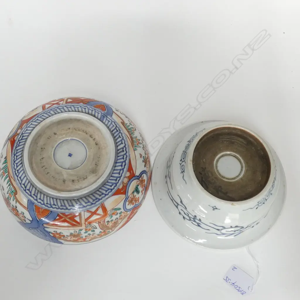 2 OLD JAPANESE BOWLS. IMARI & BLUE & WHITE Image 1++