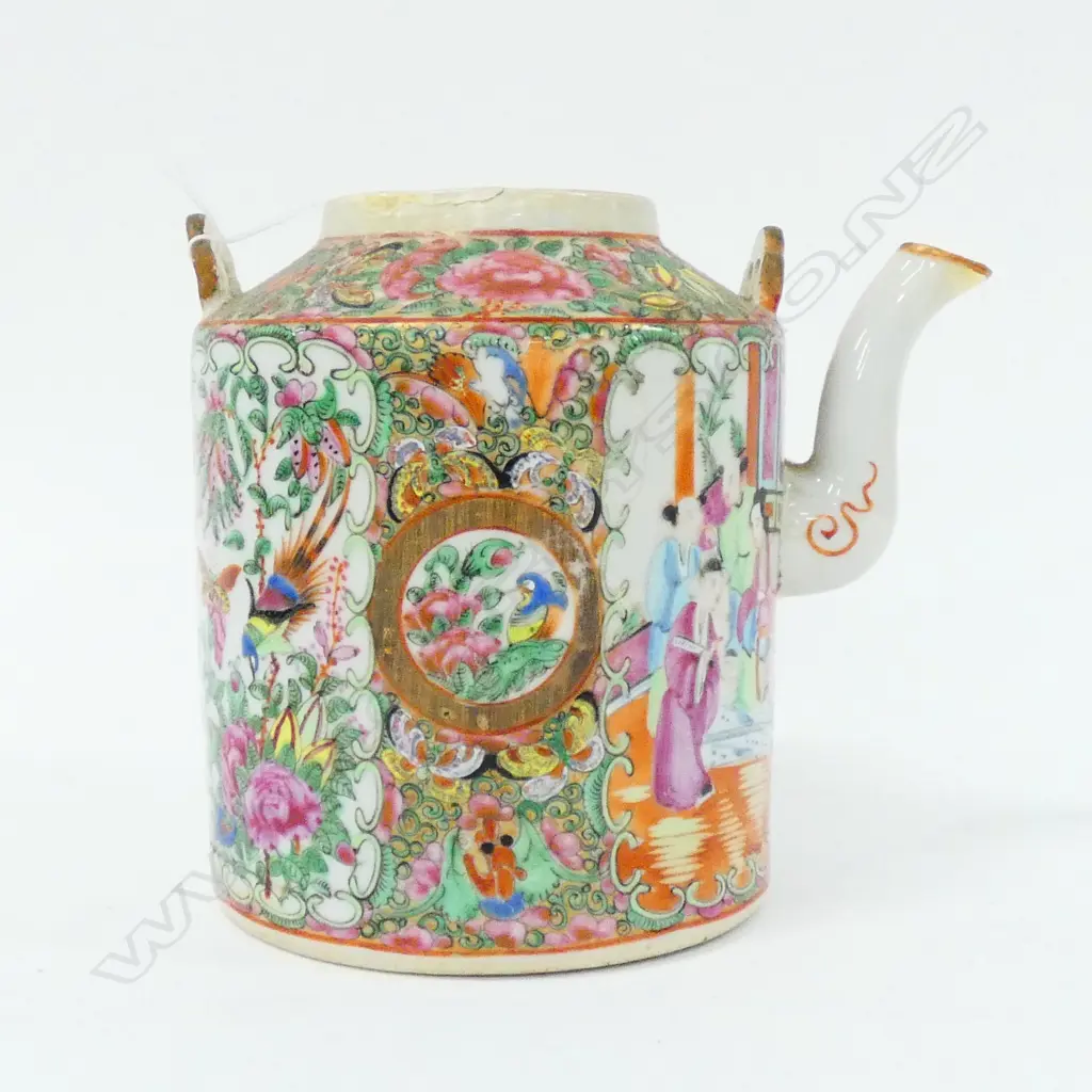 CHINESE FAMILLE ROSE TEA KETTLE (LID MISSING AND REPAIRED) Image 1++
