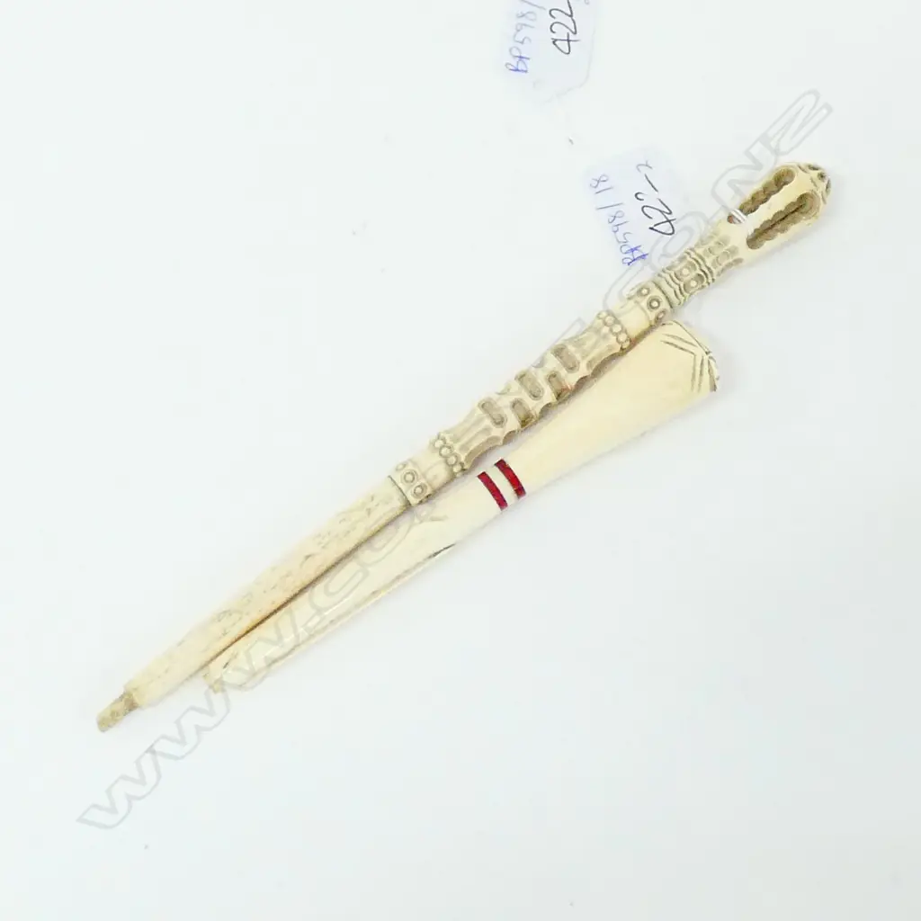 2 PARASOL HANDLES IVORY & BONE L. 235MM Image 1++