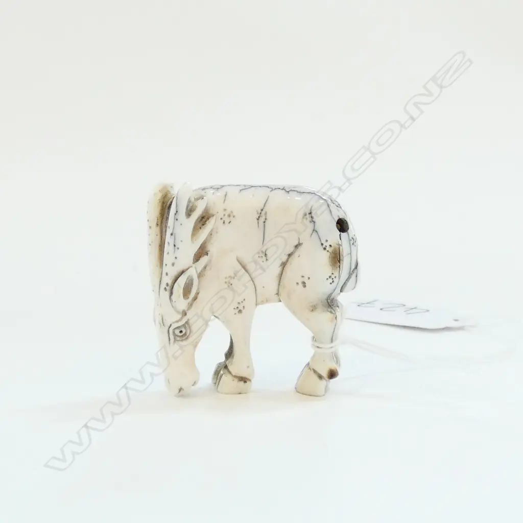 JAPANESE CARVED IVORYNETSUKE STANDING STAG Image 1++