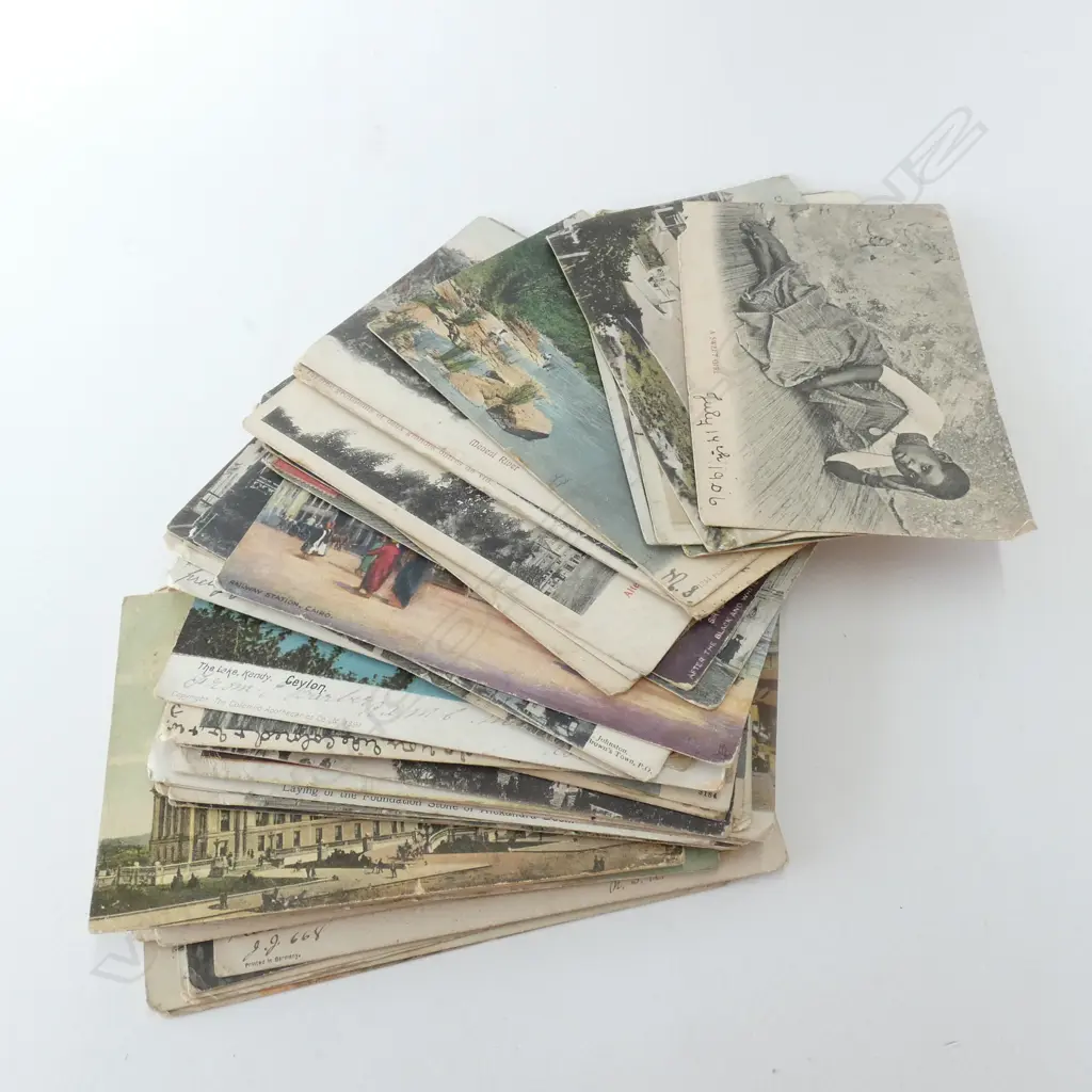 COLLECTION EARLY 20thC. WORLD POSTCARDS Image 1++