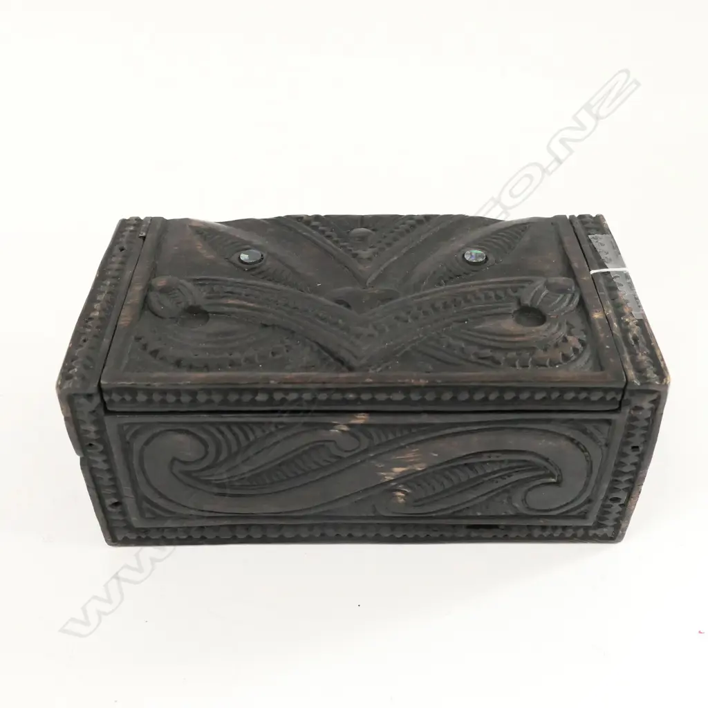 CARVED WOODEN MAORI BOX L. 200MM Image 1++