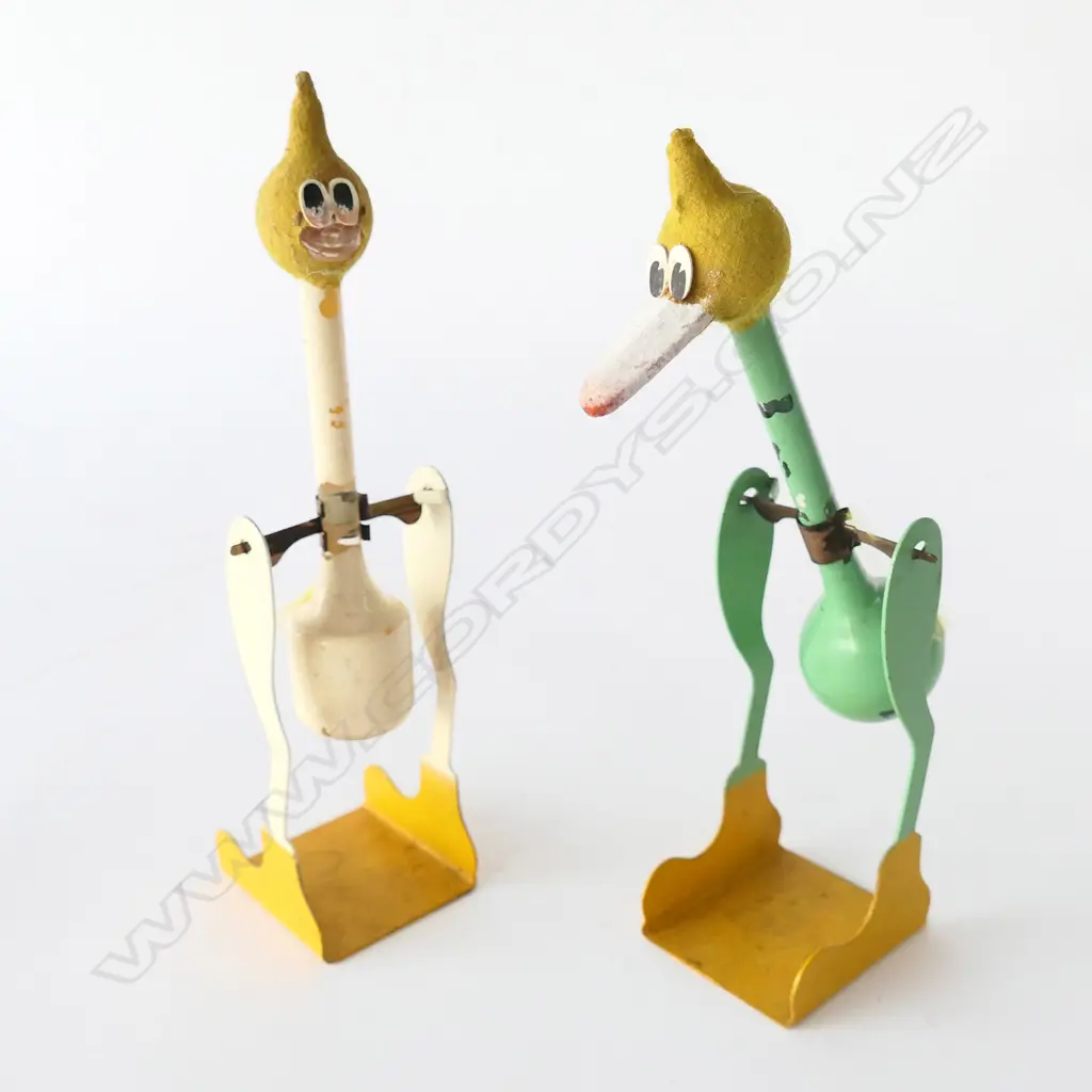 2 VINTAGE 'DILLY & DALLY DRINKING DUCKS' BOXED, 1 DAMAGED Image 1++