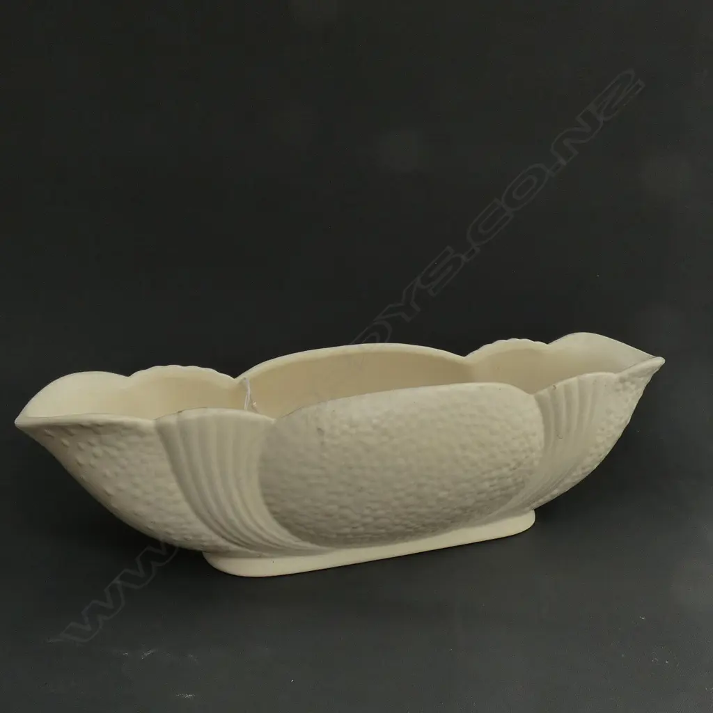 CROWN LYNN TROUGH VASE, H.80mm Image 1++