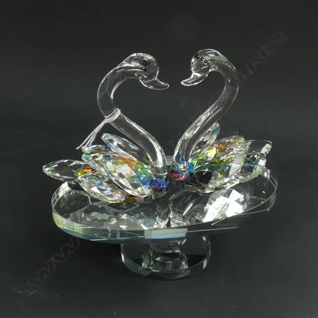 CRYSTAL SWAN ORNAMENT L. 150MM Image 1++