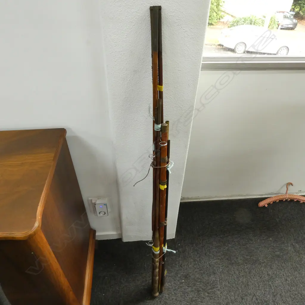 LGE SEL. VINTAGE FISHING RODS MAINLY WOODEN Image 1++