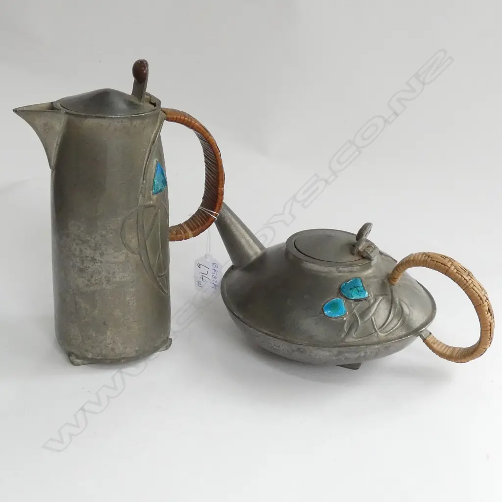 TUDRIC PEWTER COFFEE + TEAPOT H 230 MM Image 1++