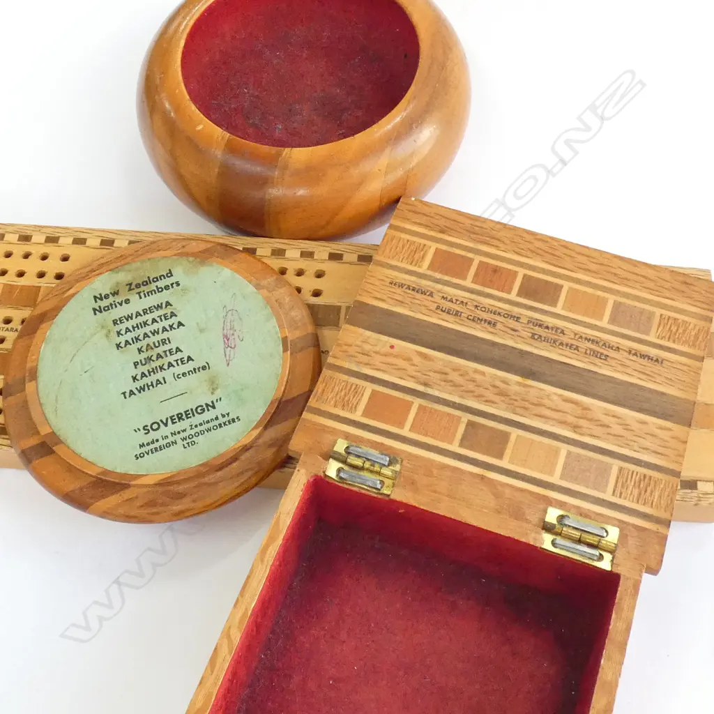 3 PCES NATIVE TIMBER; 2 BOXES & CRIBBAGE Image 1++