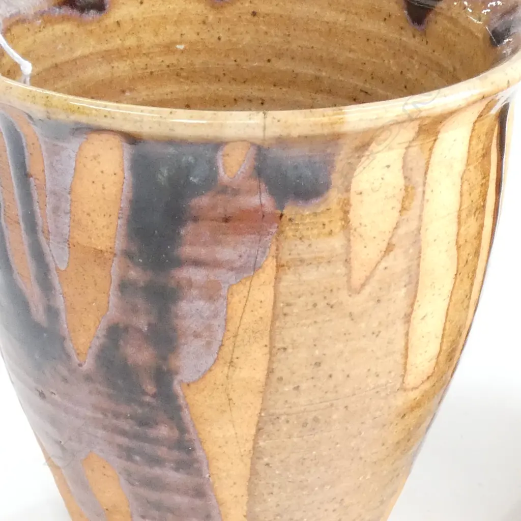 2 STUDIO POTTERY VASES H. 140MM LARGER HAS CRACK AND CHIP Image 1++