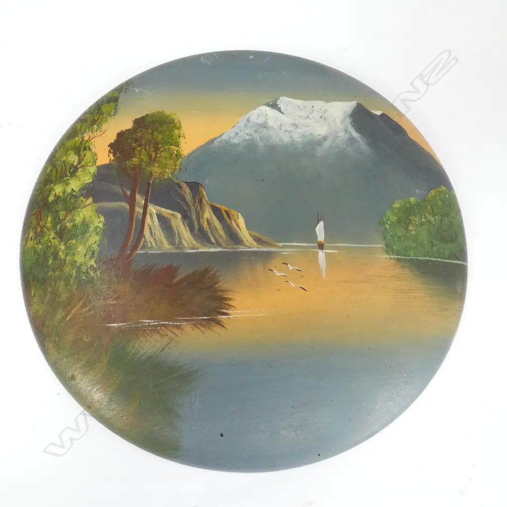 VINTAGE OIL ON DOMED WOODEN PLAQUE, 270MM Image 1++