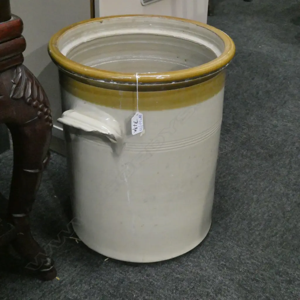 CERAMIC CROCK, HANDLE CHIPPED H. 390MM Image 1++