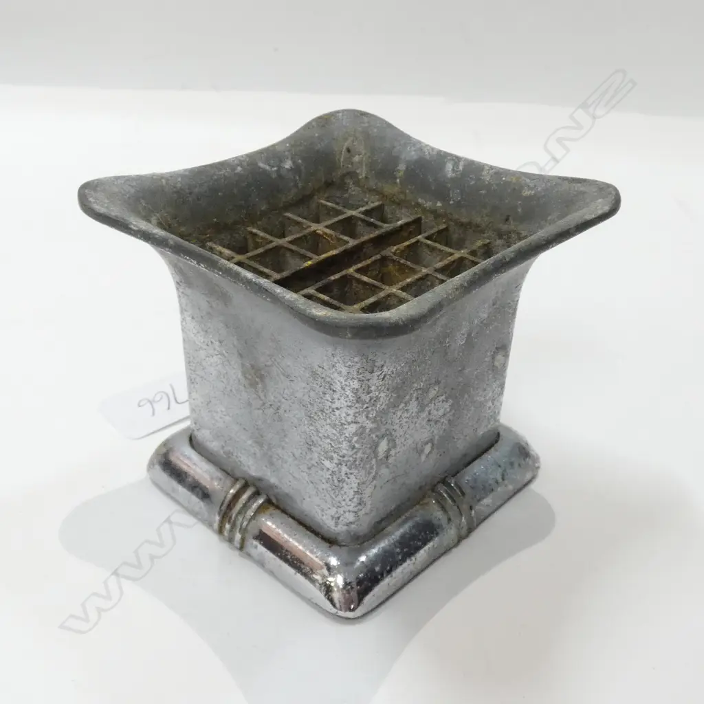 SCARCE RONSON SAFETY ASHTRAY Image 1++