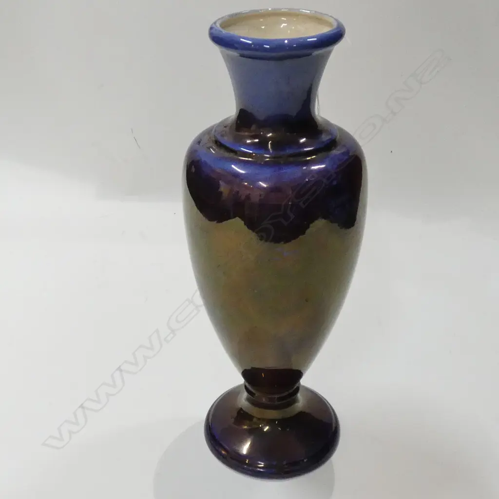 NZ TITIAN POTTERY VASE, #V113, 325MM Image 1++