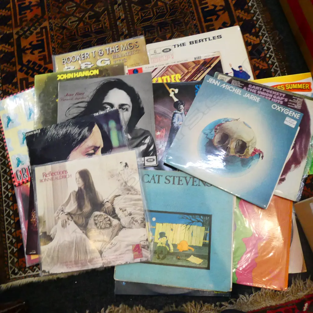 40+ VINTAGE LP RECORDS + 45'S. BEATLES SUZIE QUATRO ETC ETC Image 1++