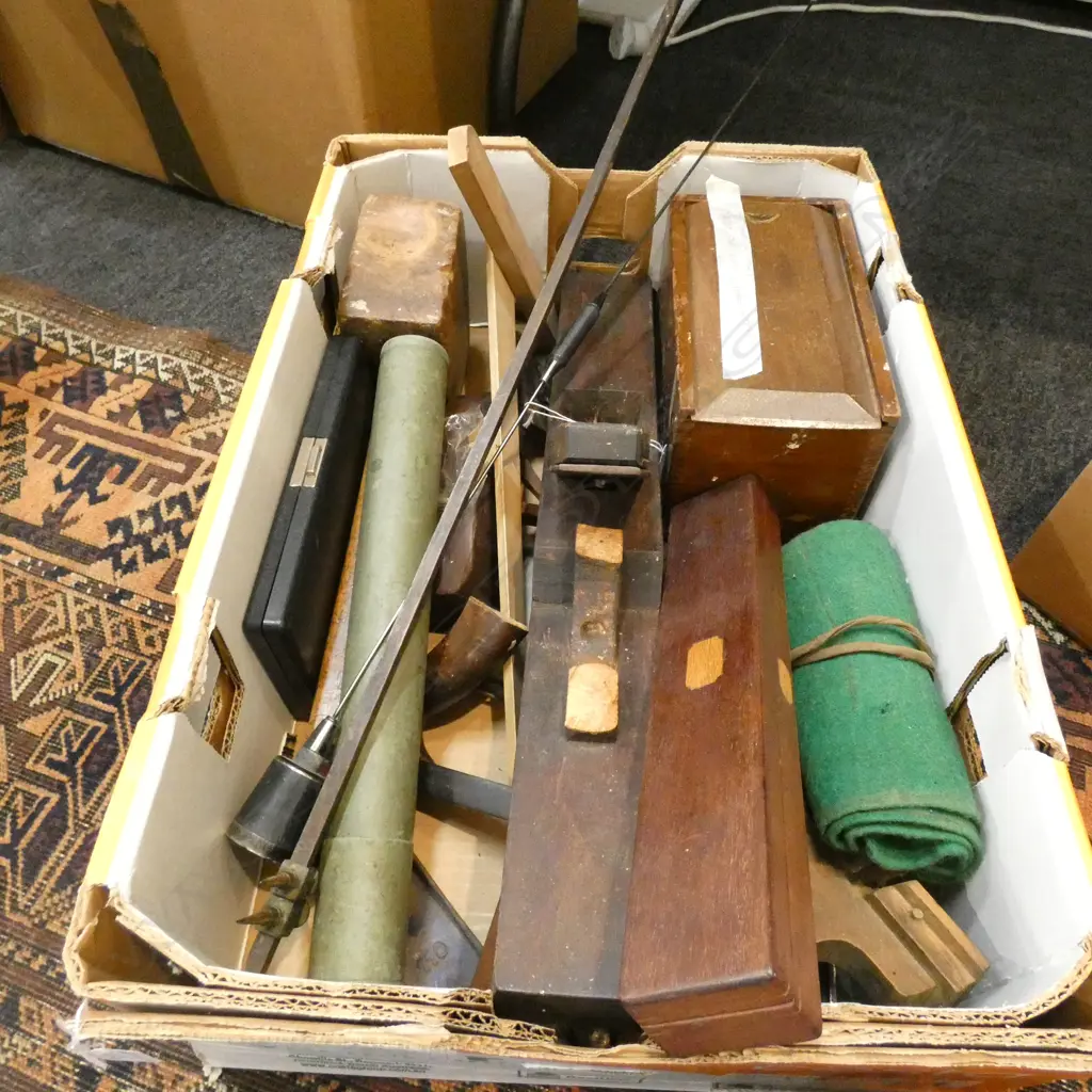 BOX LOT ASST. VINTAGE TOOLS  Image 1++