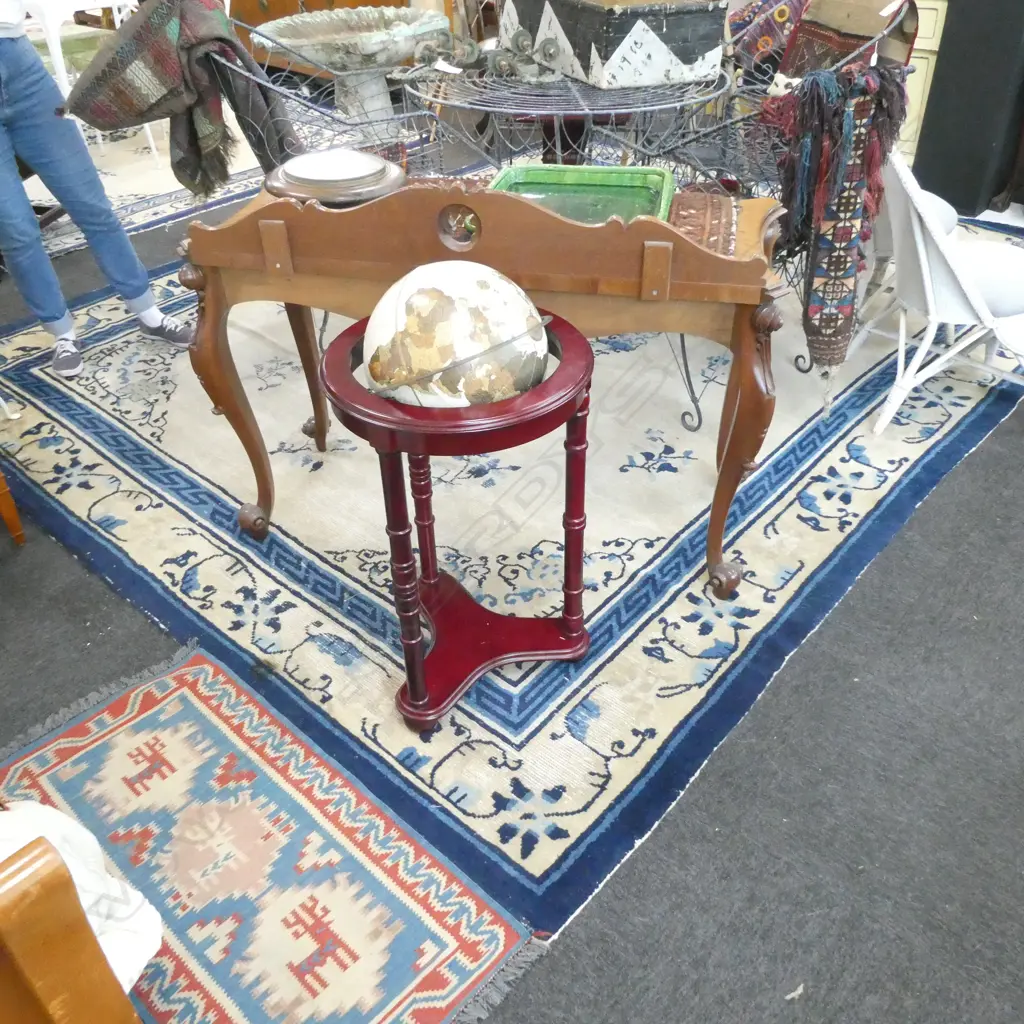 LARGE VINTAGE CHINESE CARPET Image 1++