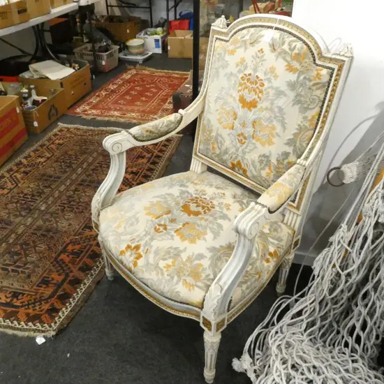 FRENCH STYLE CHAIR 