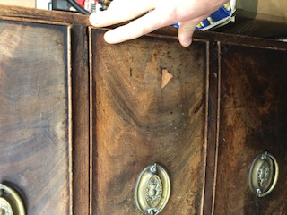 GEORGIAN MAHOGANY BOW FRONT CHEST W. 1040MM Image 1++