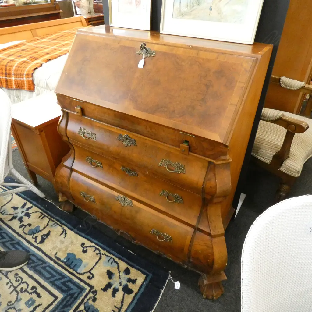 FALL FRONT BOMBE BUREAU W. 1100MM H. 1035MM Image 1++