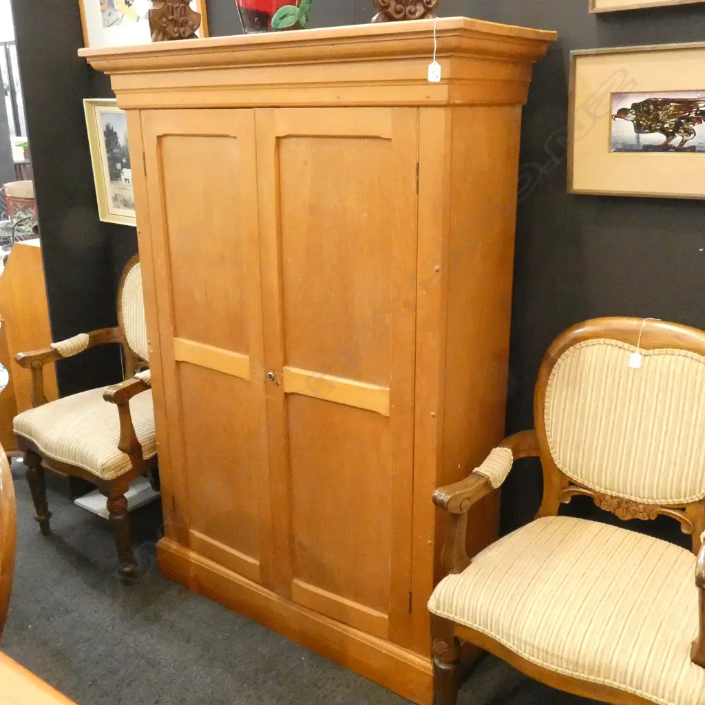 KAURI CUPBOARD H 1670 MM Image 1++