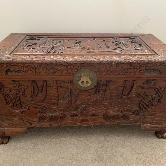 CHNESE CARVED CAMPHORWOOD TRUNK