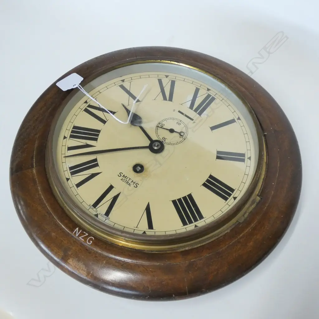 NZ GOVT POST OFFICE CLOCK SMITHS ENGLAND 290MM DIA Image 1++