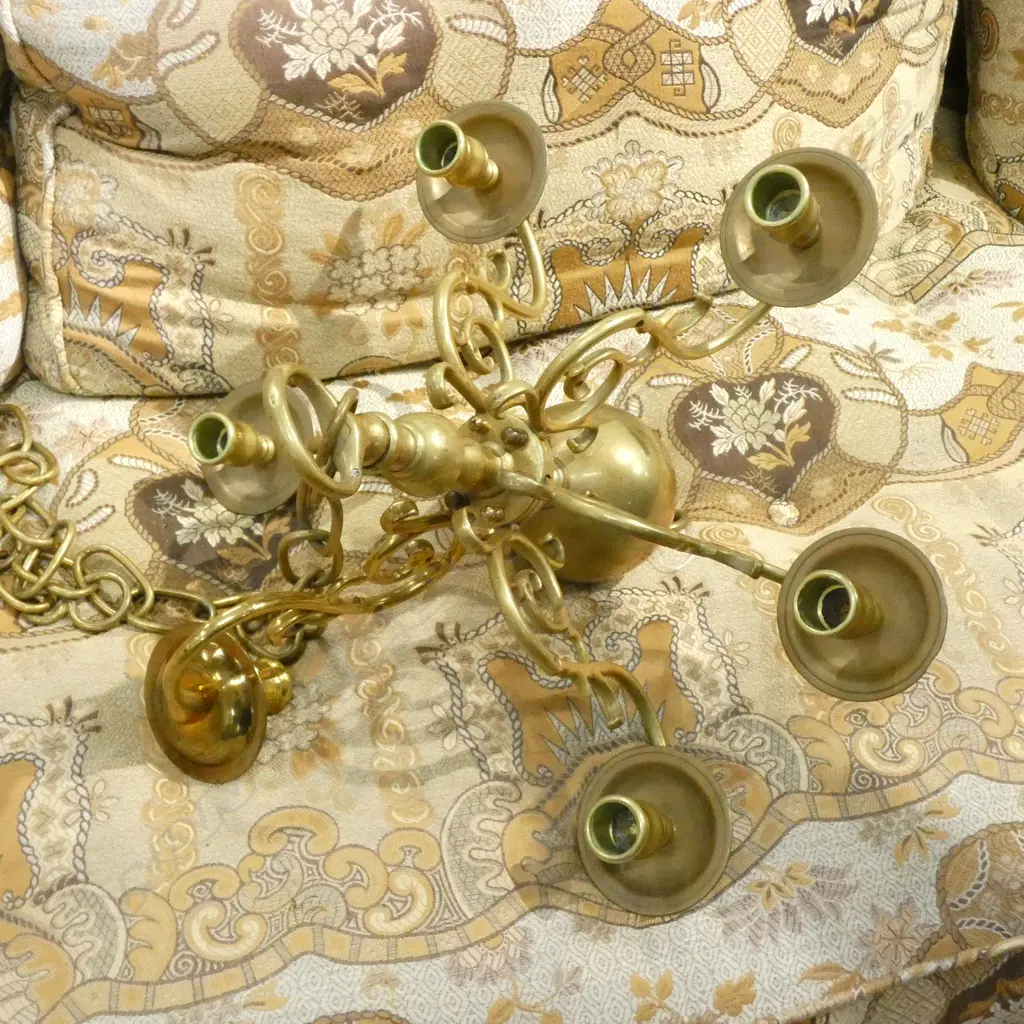 6 ARM DUTCH STYLE BRASS LIGHT FITTING 440MM DIA H. 390MM Image 1++