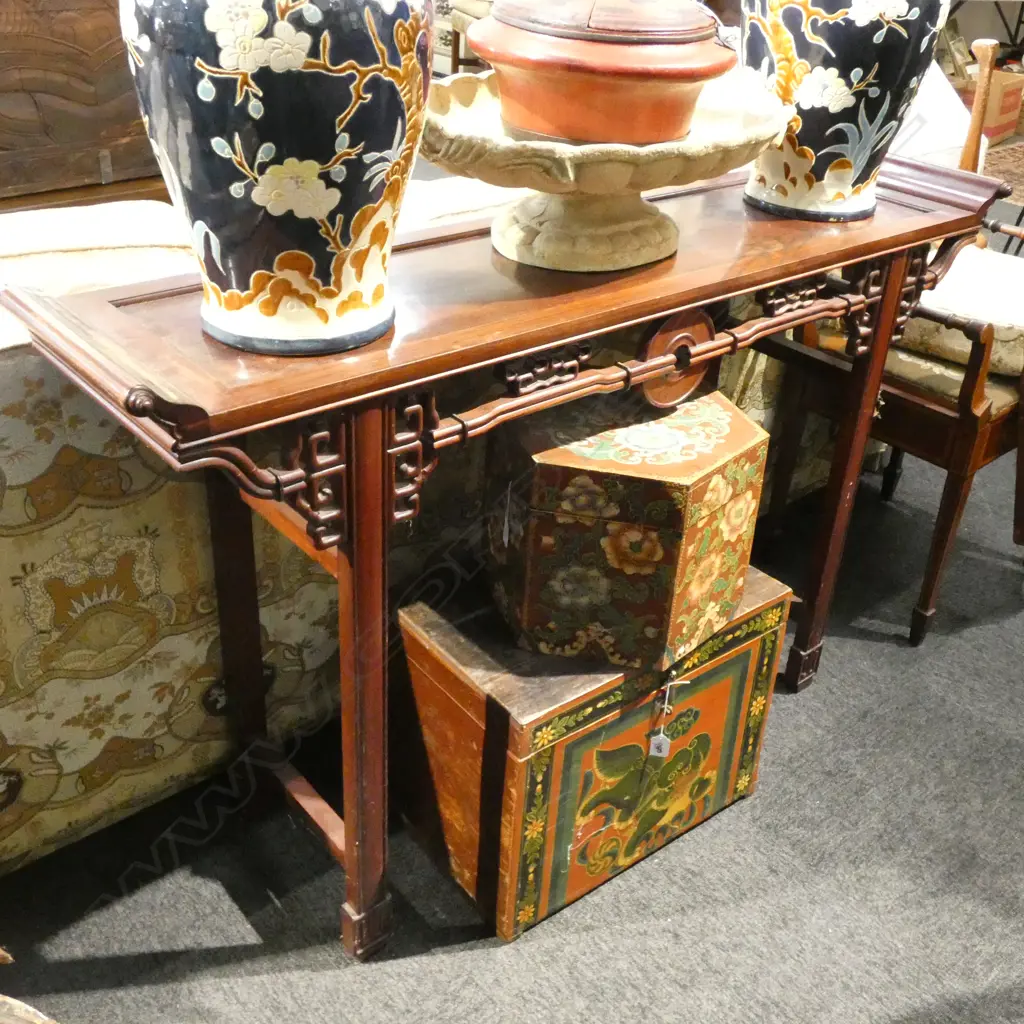 ORIENTAL CONSOLE TABLE L. 1360MM Image 1++
