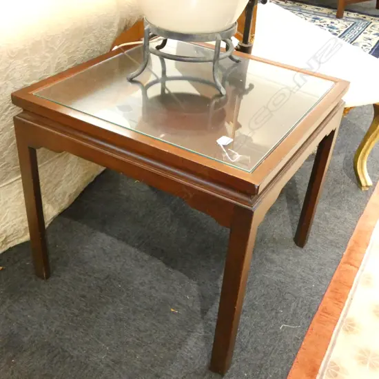 2 WOODEN SIDE   TABLES 610 MM  SQ