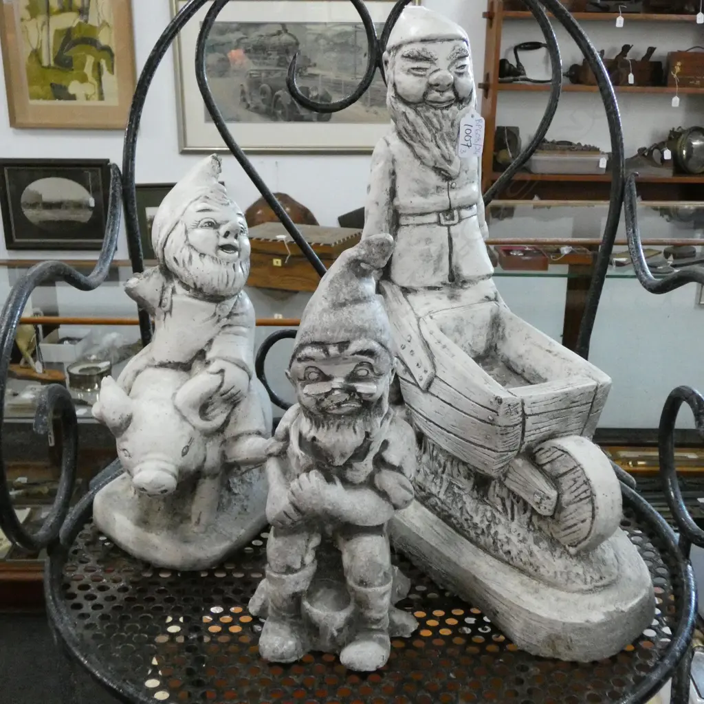 3 GARDEN GNOMES 2 AF H. 420MM Image 1++