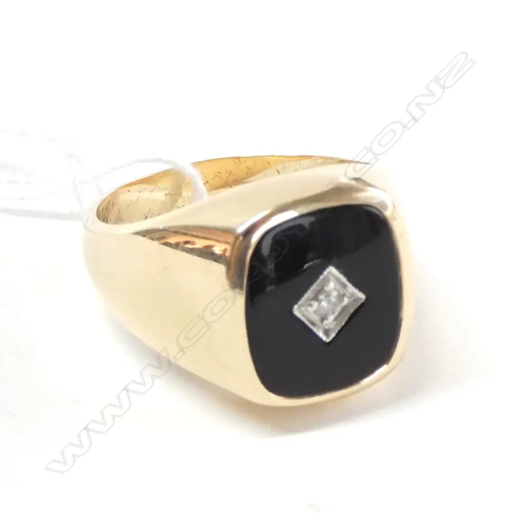 10CT ONYX & DIA. RING 8.7GMS Image 1++
