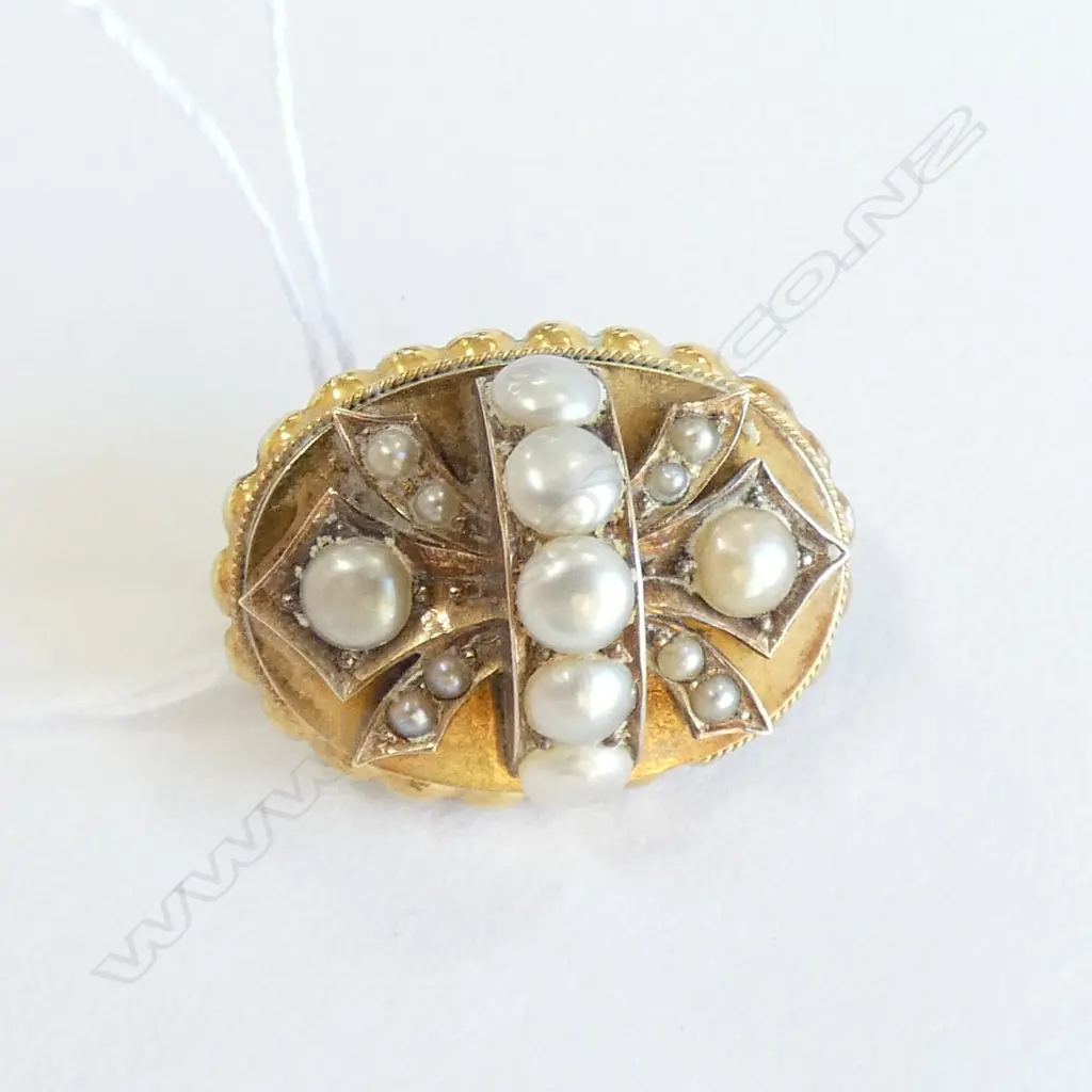 ANTIQUE GOLD & PEARL BROOCH 4.85GMS Image 1++