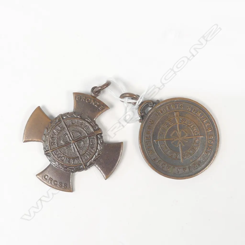 2 BRONZE LIFE SAVING MEDALS Image 1++