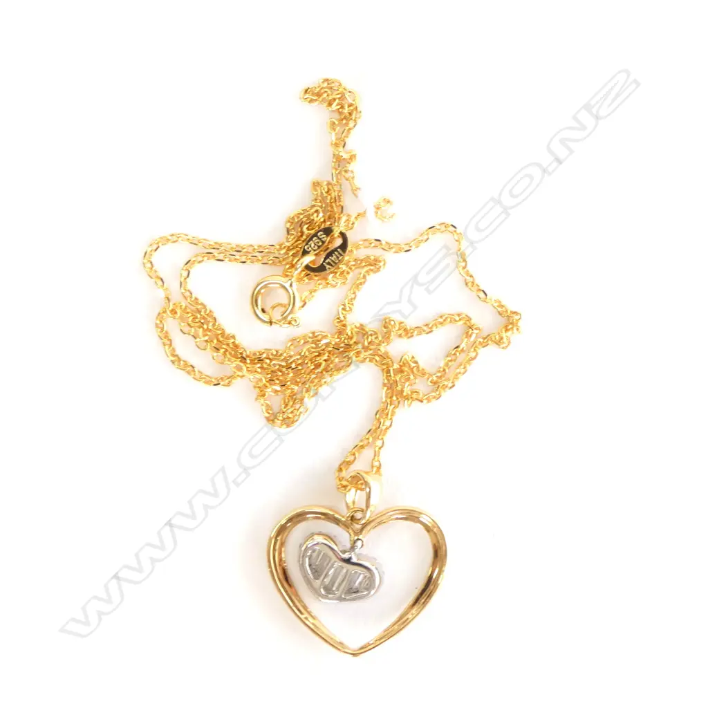 18CT Y.GOLD & DIAMOND 0.22ct HEART PENDANT Image 1++