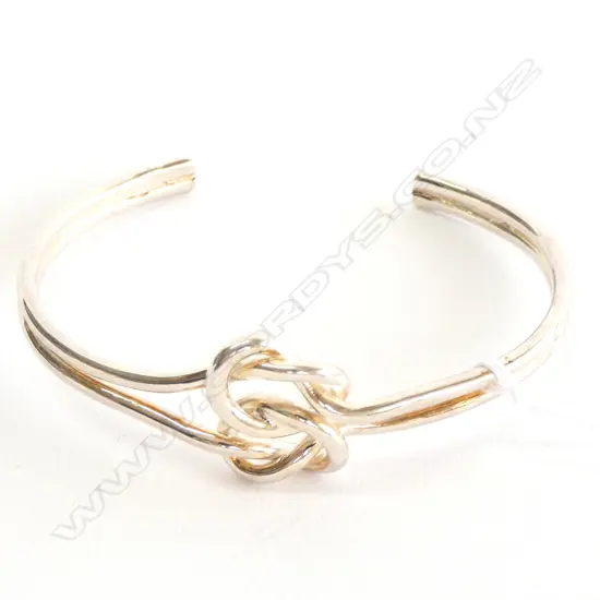 MODERN SILVER DBLE KNOTT BANGLE