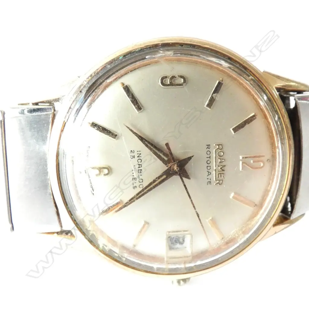 VINTAGE ROAMER ROTODATE WRIST WATCH Image 1++