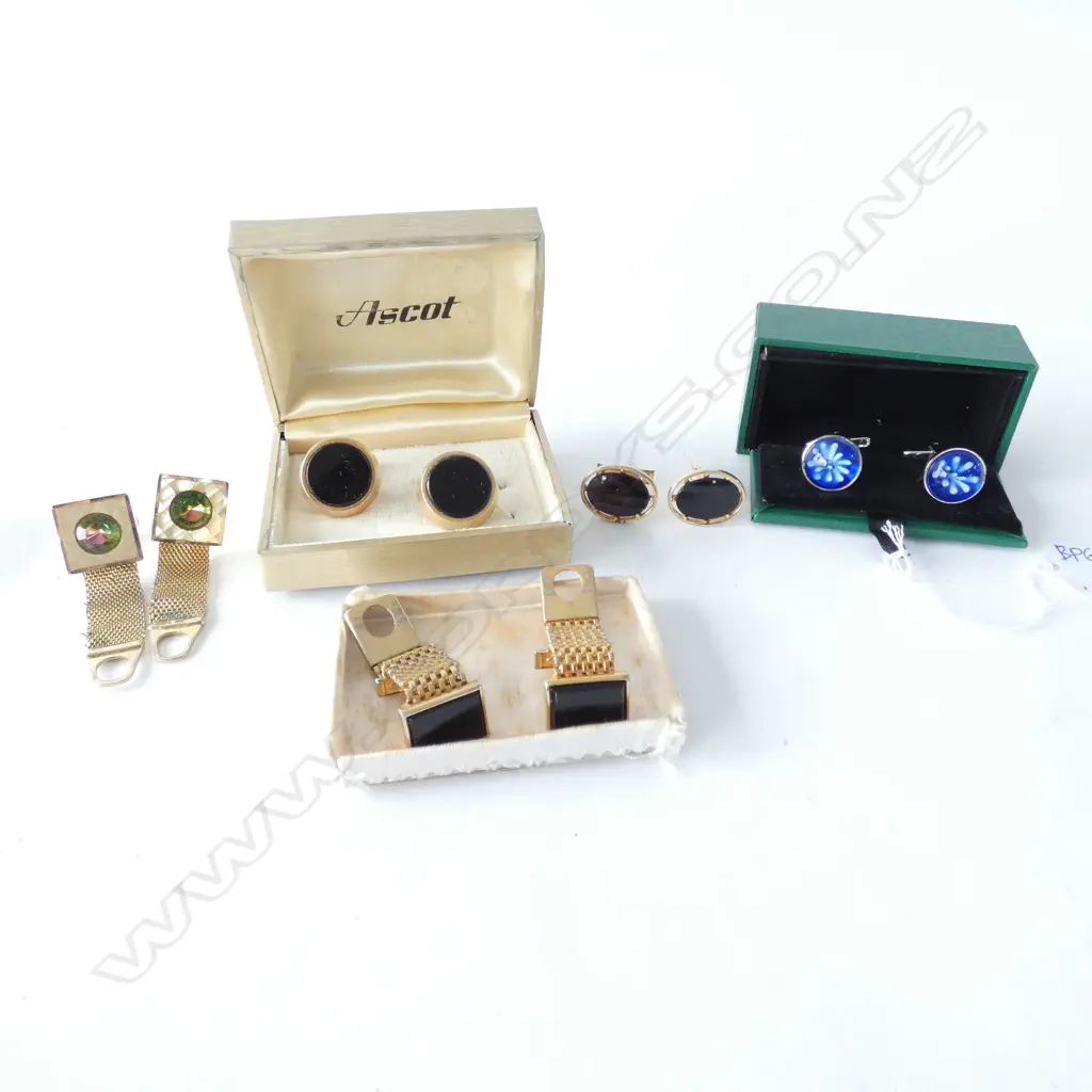 5 PRS RETRO GP CUFFLINKS  Image 1++