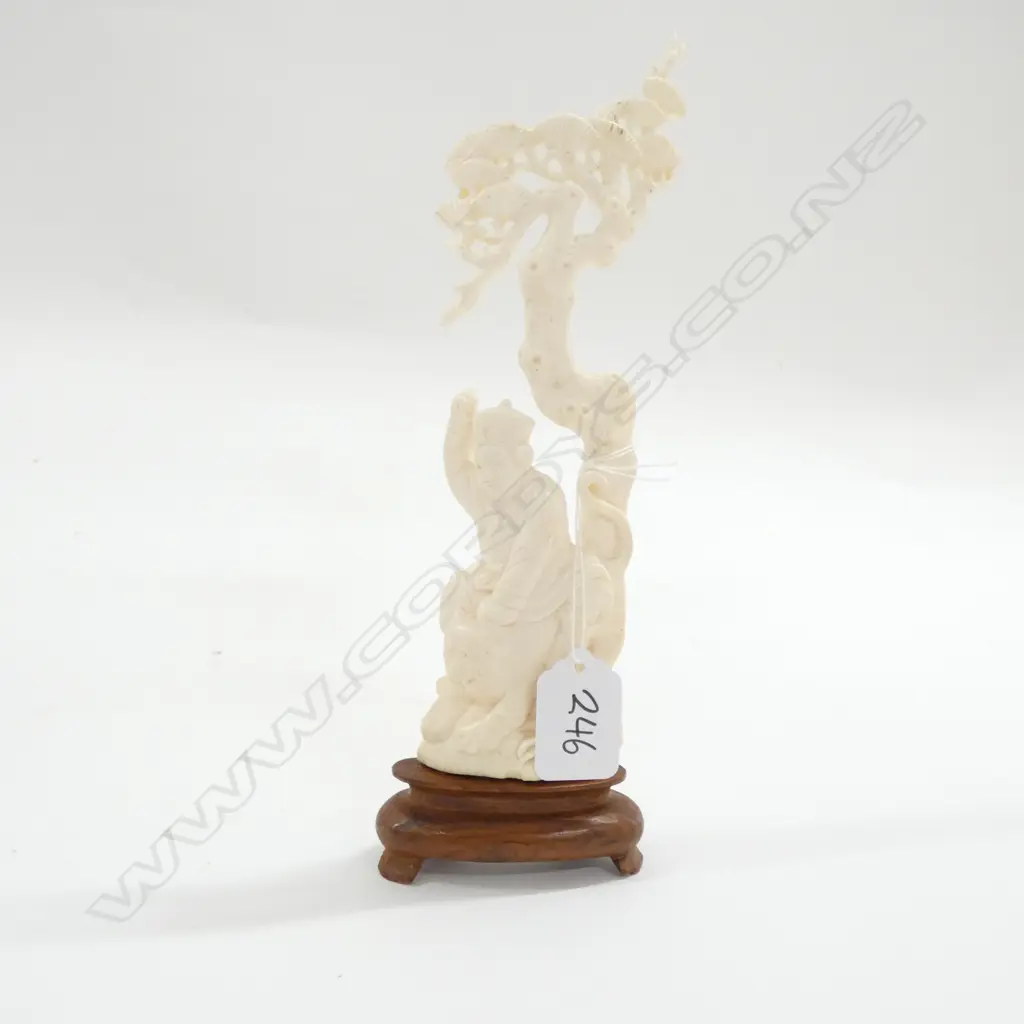 VINTAGE CHINESE CARVED IVORY MAN & TIGER UNDER TREE H.240mm Image 1++
