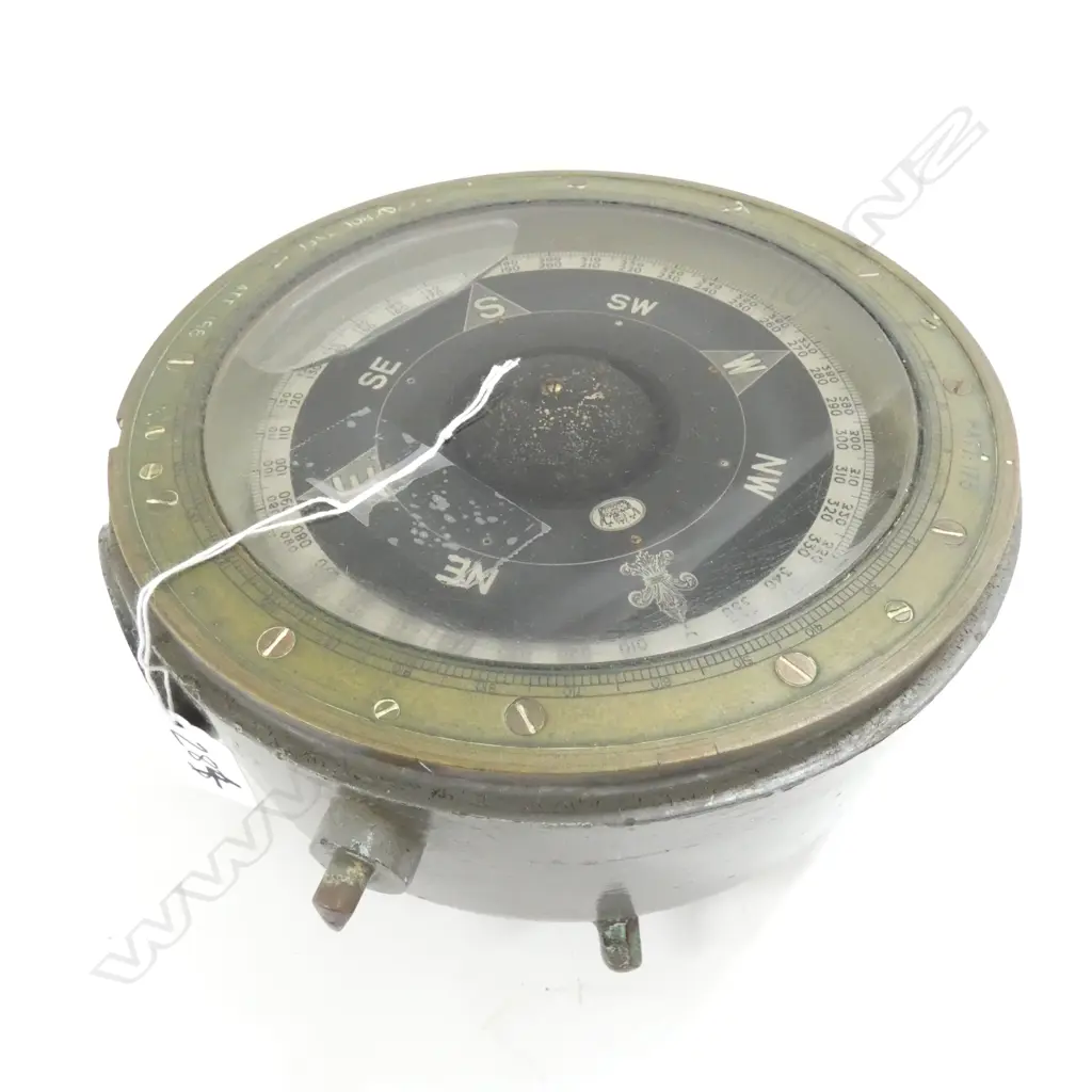 VINTAGE MARITIME COMPASS 210MM DIA Image 1++