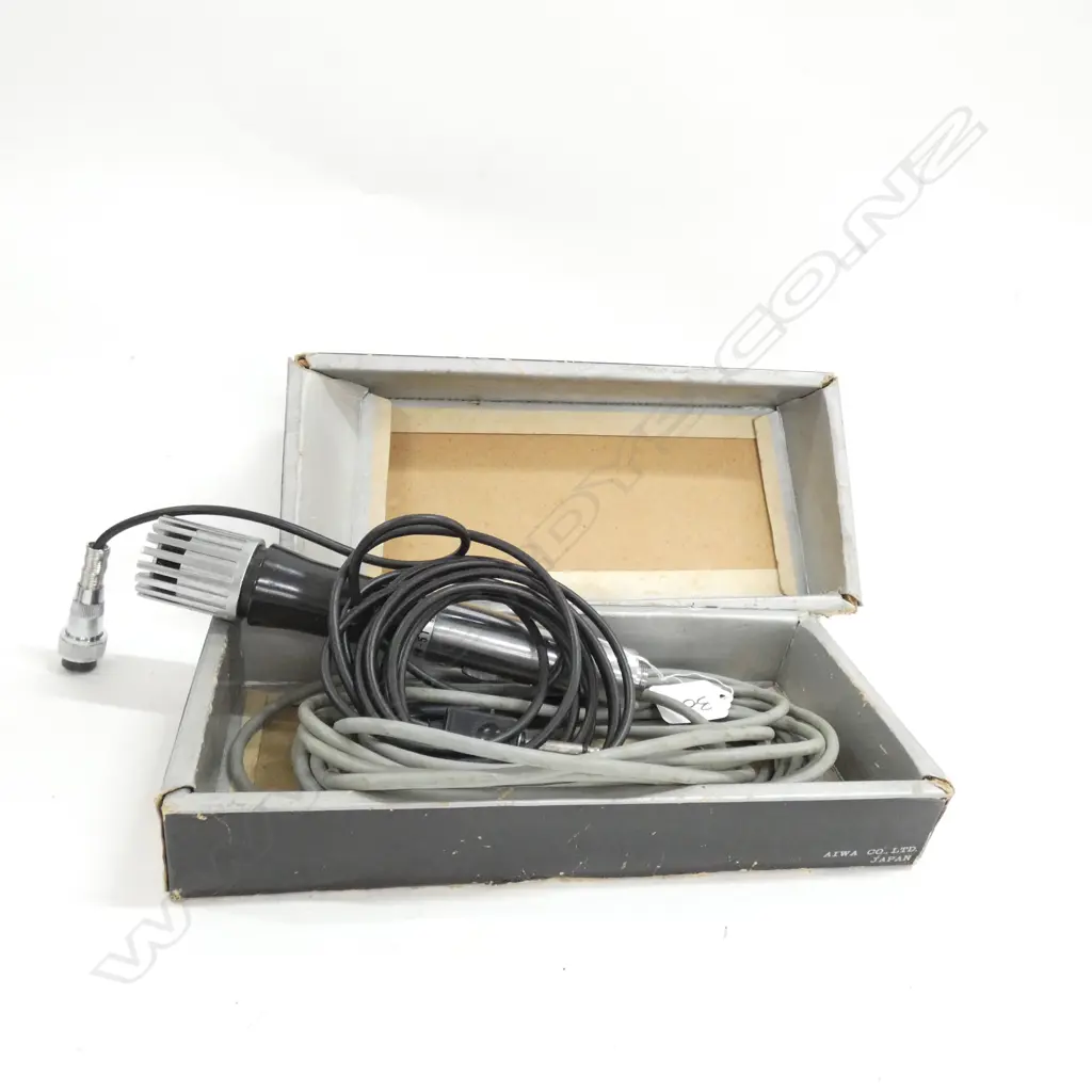 BOXED AIWA DM-51 VINTAGE MICROPHONE Image 1++