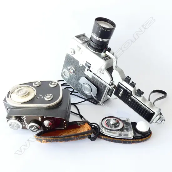 2 VINTAGE MOVIE CAMERAS; ARGUS CINEMAX 85E & KRASNOGORSK QUARTZ + EXPOSURE METER