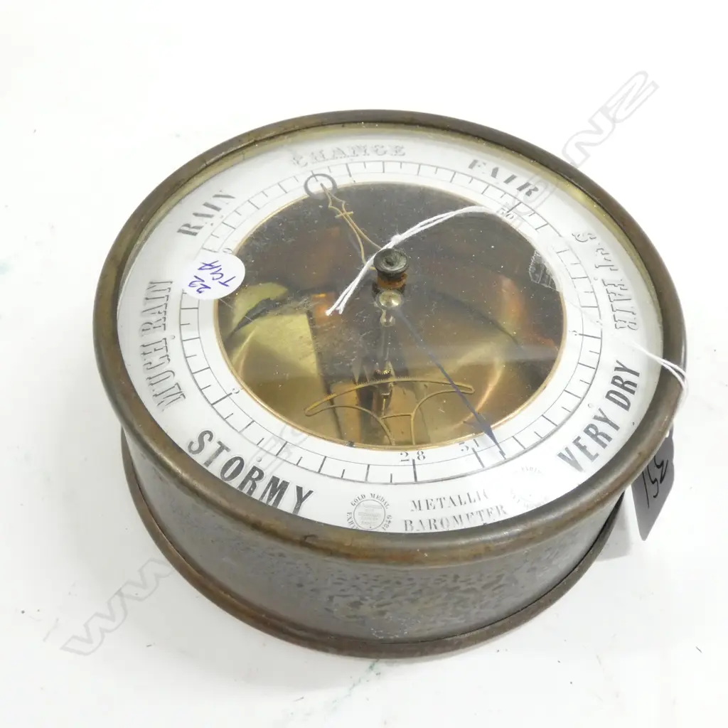 EARLY 20THC BRASS CASED BAROMETER Dia.139mm Image 1++