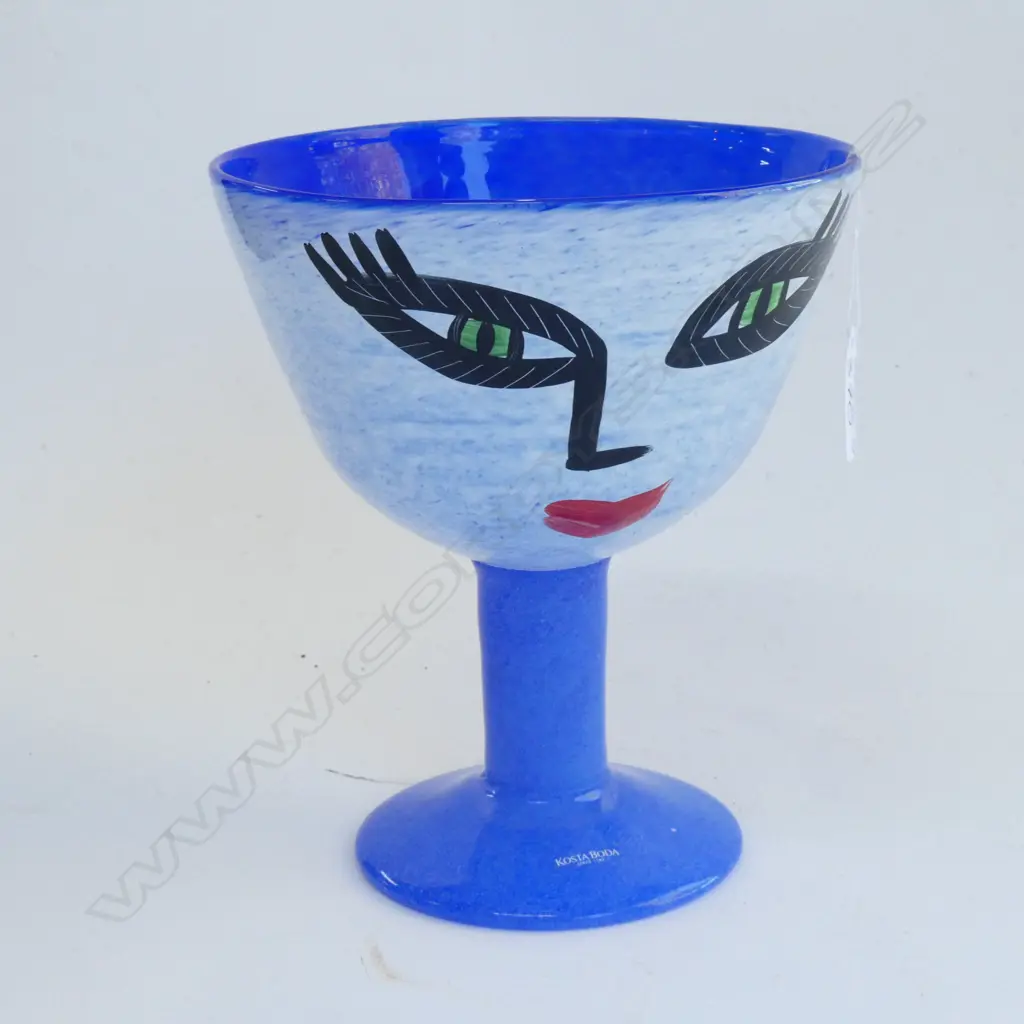 KOSTA BODA ART GLASS VASE W FACE SIGNED ULRICA HV/BG Image 1++