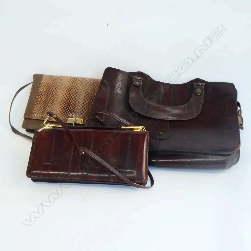 3 VINTAGE HANDBAGS, OROTON ETC Image 1++