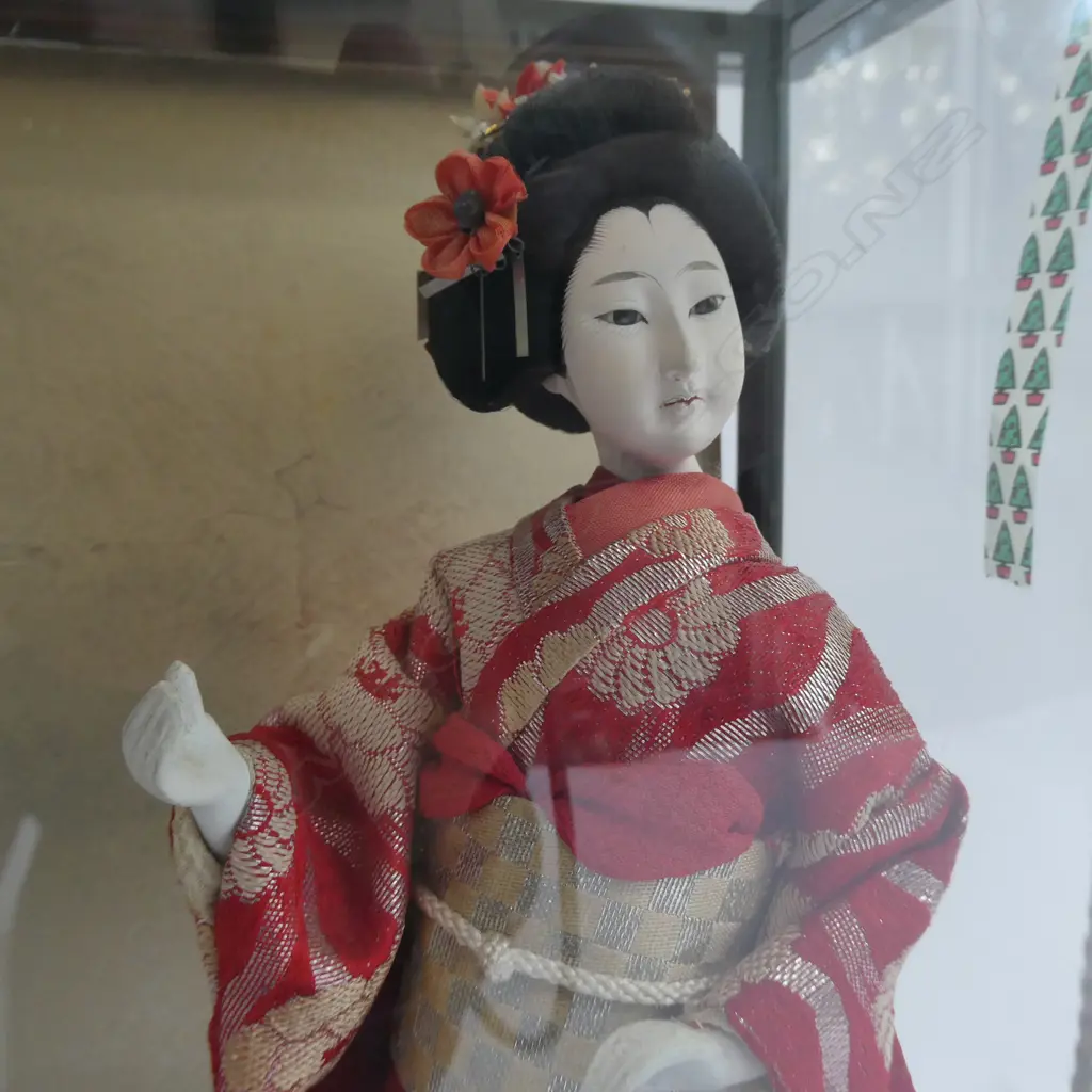 CASED JAPANESE DOLL H. 375MM Image 1++